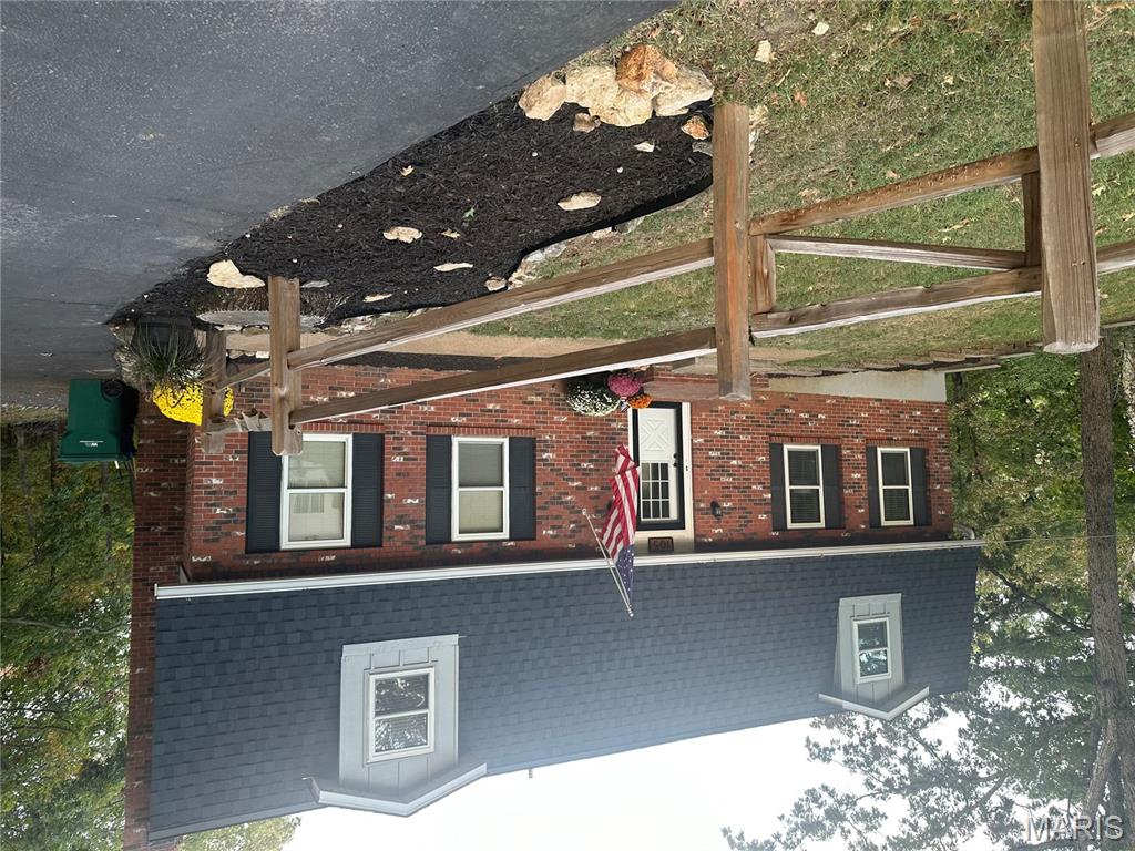 105 Lakeview Woods