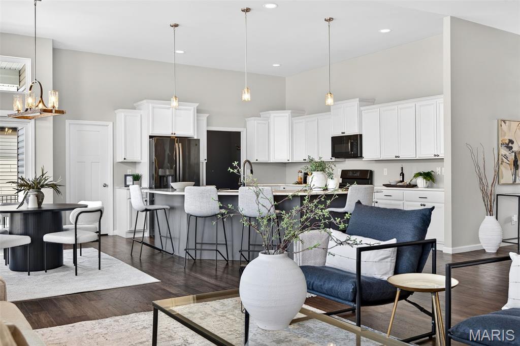 Austin Oaks - Residential