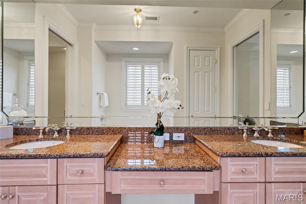 Richmond Place Condo - Residential