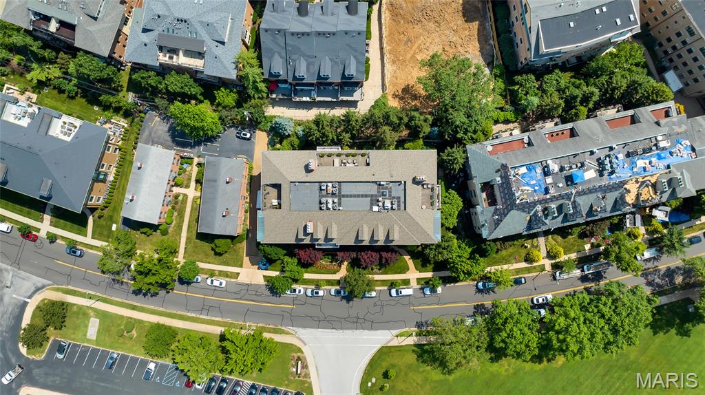 Richmond Place Condo - Residential