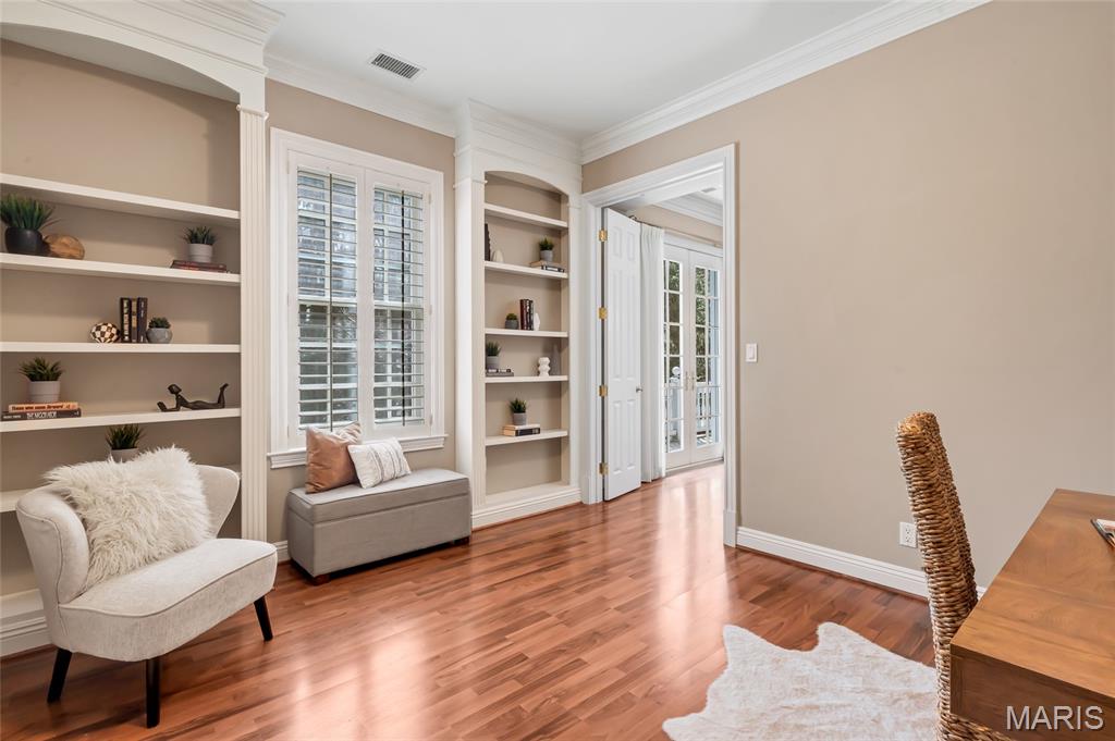 Richmond Place Condo - Residential