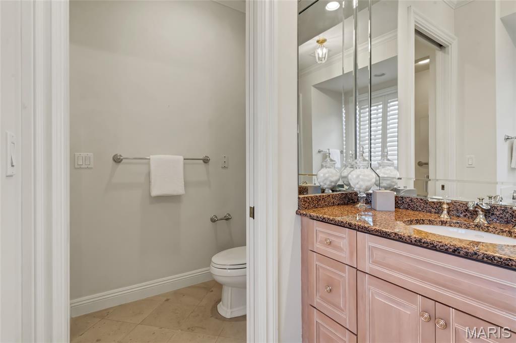 Richmond Place Condo - Residential