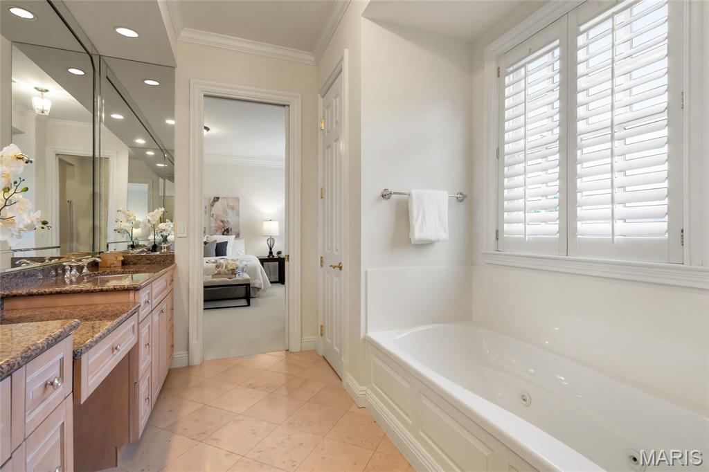 Richmond Place Condo - Residential