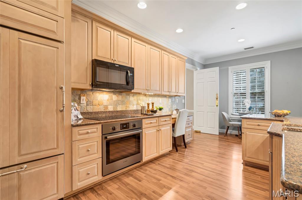 Richmond Place Condo - Residential