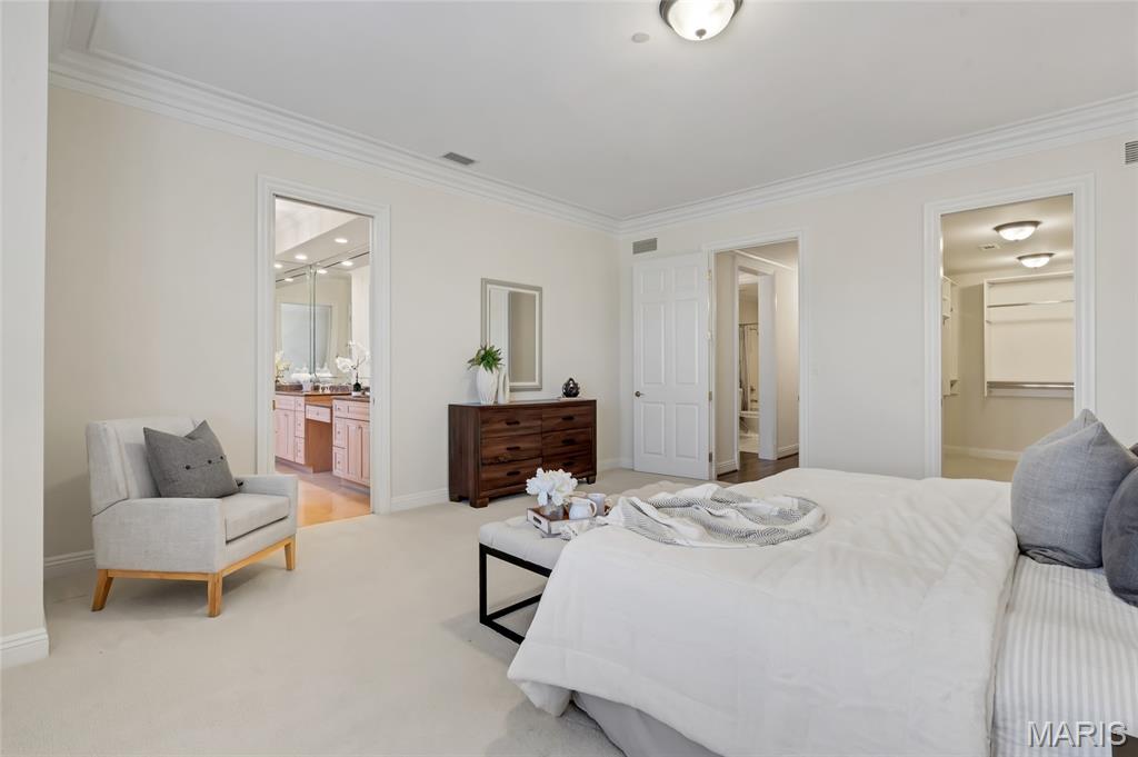 Richmond Place Condo - Residential