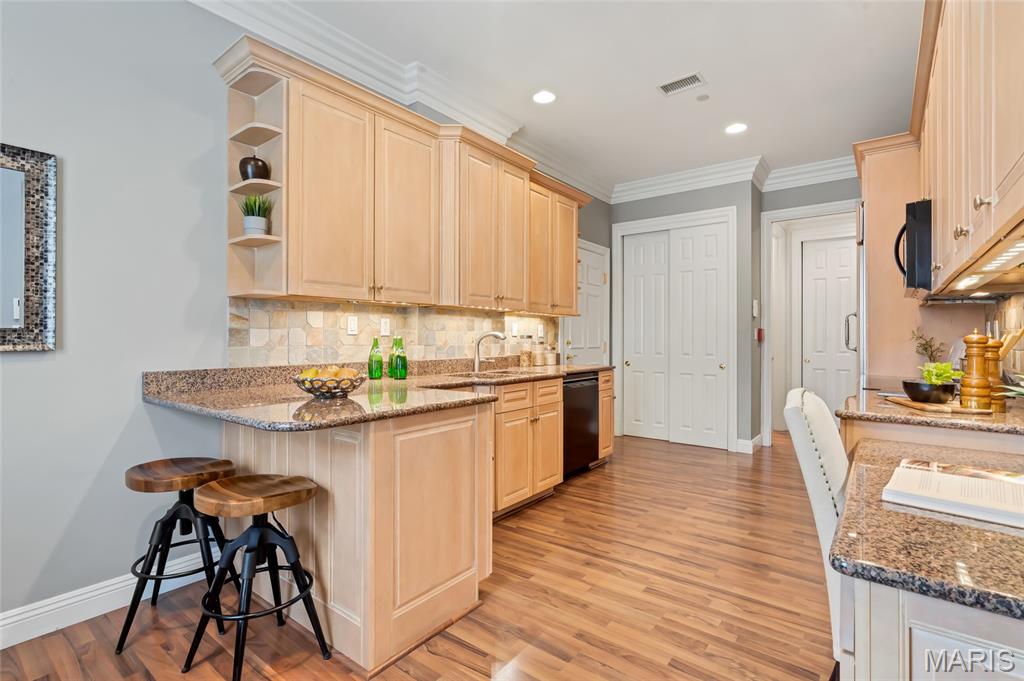 Richmond Place Condo - Residential