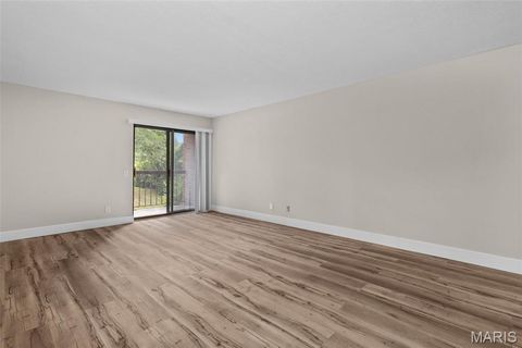 Tiny photo for 514 Coeur De Royale Drive #202, Creve Coeur, MO 63141 (MLS # 25052868)
