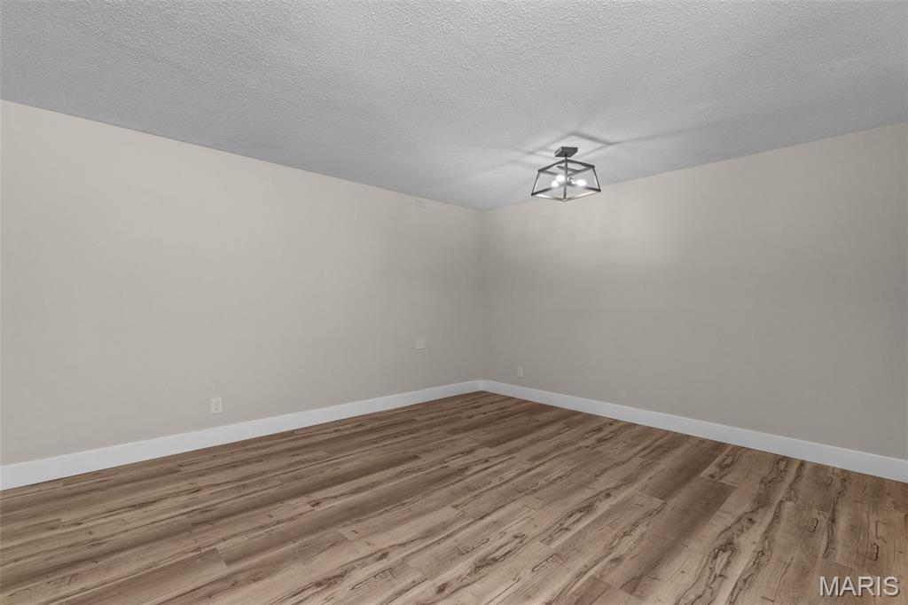 Coeur De Royale Condo Ph 4 Bldg - Residential