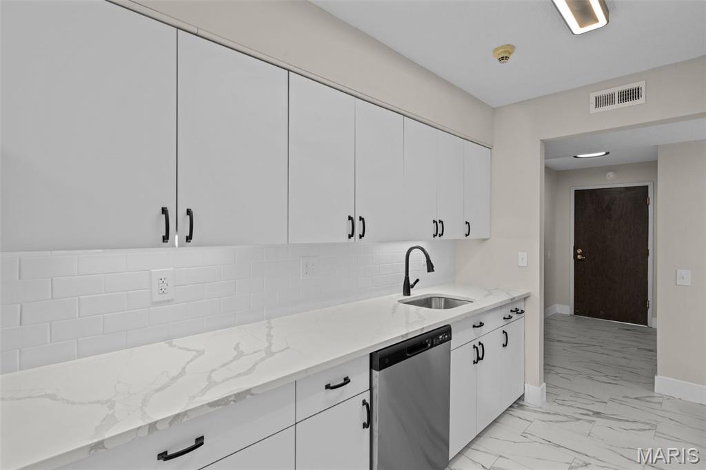 Coeur De Royale Condo Ph 4 Bldg - Residential