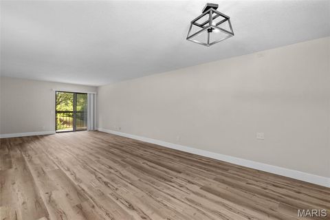 Tiny photo for 514 Coeur De Royale Drive #202, Creve Coeur, MO 63141 (MLS # 25052868)