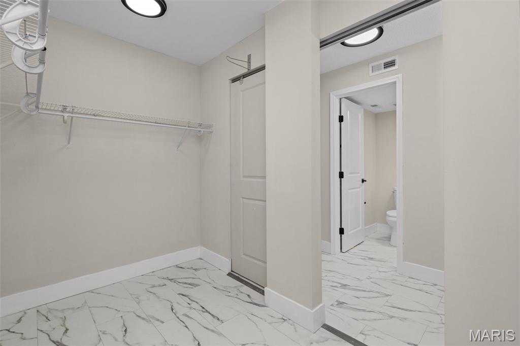 Coeur De Royale Condo Ph 4 Bldg - Residential