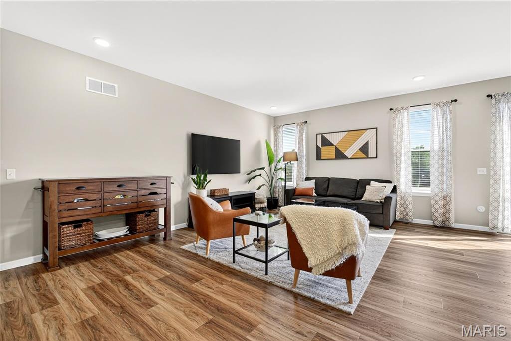 Arnold, Missouri 63010, United States, 4 Bedrooms Bedrooms, ,3 BathroomsBathrooms,Residential,Active,154163