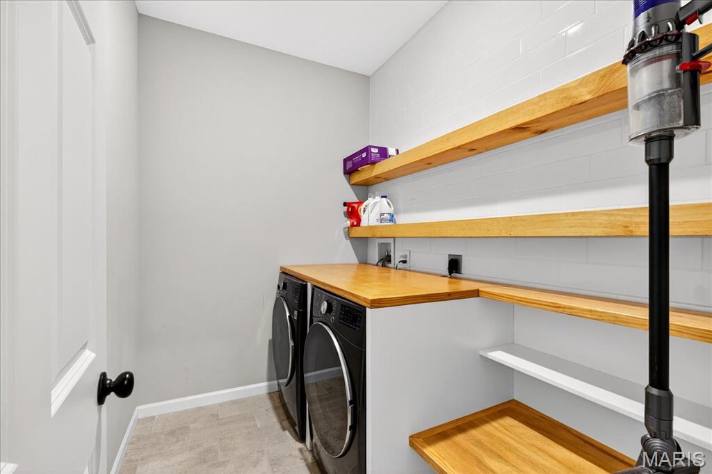 Arnold, Missouri 63010, United States, 4 Bedrooms Bedrooms, ,3 BathroomsBathrooms,Residential,Active,154163