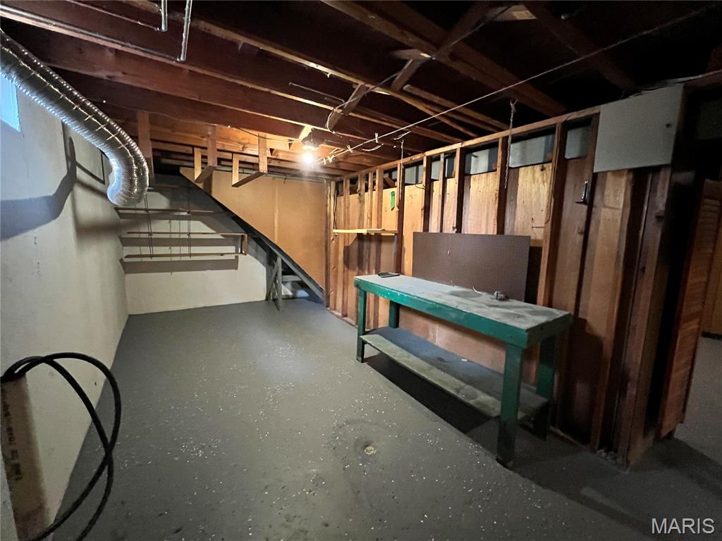 Broadlawns 5 - Residential Lease