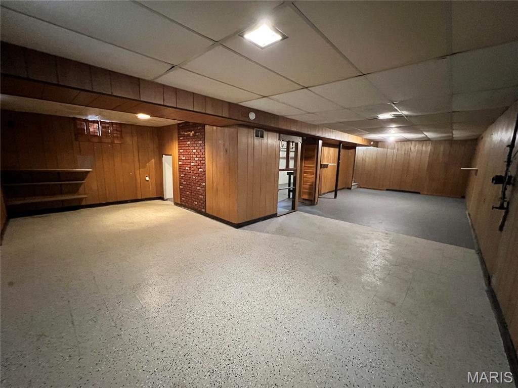 Broadlawns 5 - Residential Lease