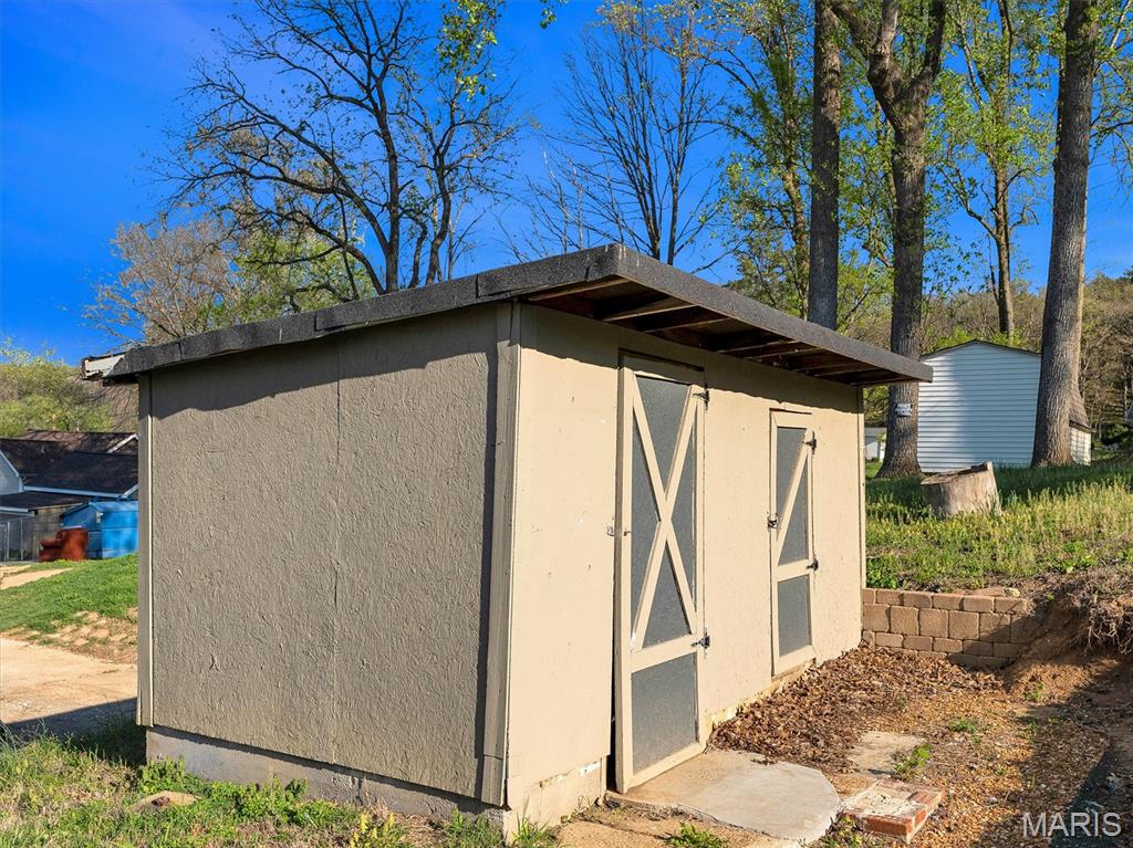 T M Aults - Residential