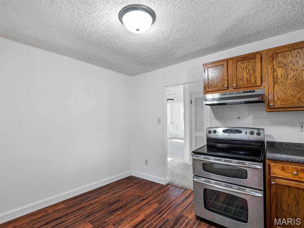 T M Aults - Residential