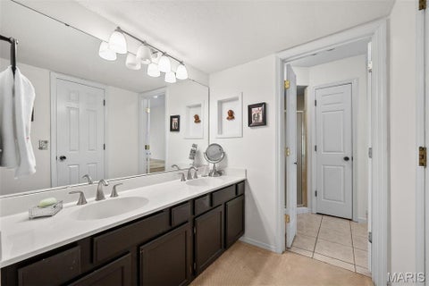 Tiny photo for 1010 Thoreau Court #210, Creve Coeur, MO 63146 (MLS # 26044932)