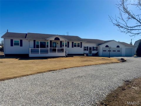 Photo of 27464 327th Avenue, La Grange, MO 63448 (MLS # 26021879)