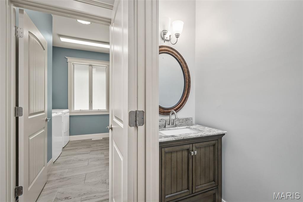 Oak - Wood 2 Lt 21 Lt Split - Residential