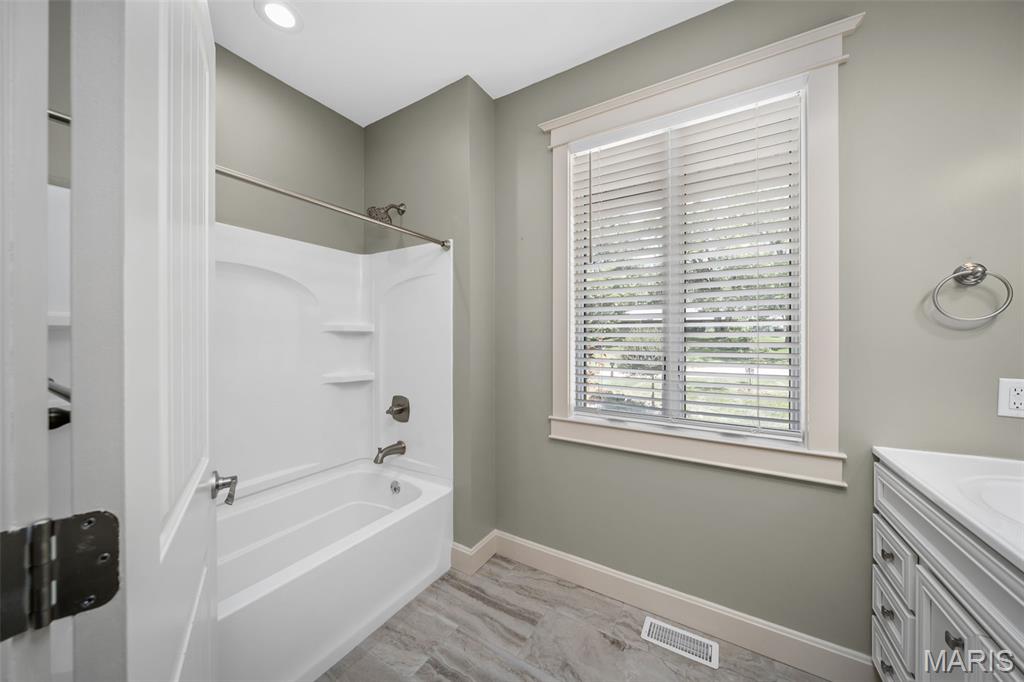 Oak - Wood 2 Lt 21 Lt Split - Residential