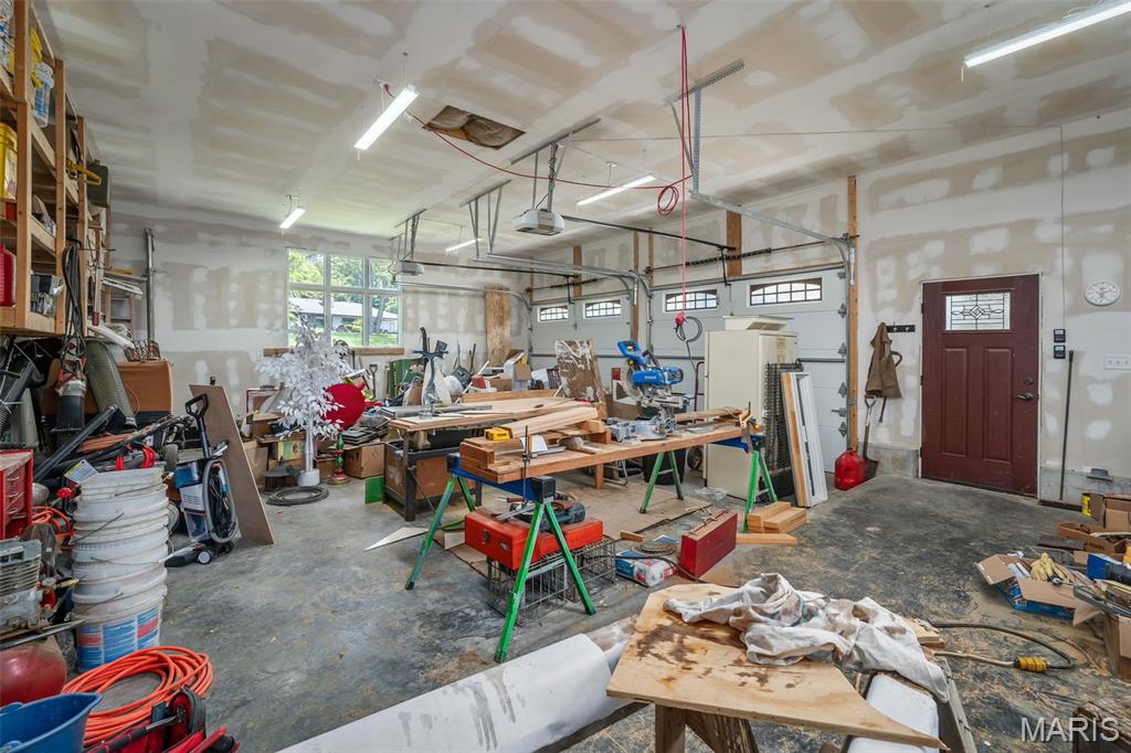 Oak - Wood 2 Lt 21 Lt Split - Residential