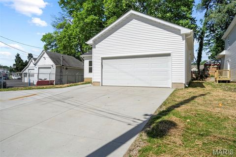 Tiny photo for 9931 S Broadway, St Louis, MO 63125 (MLS # 26031314)
