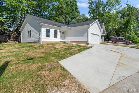 Tiny photo for 9931 S Broadway, St Louis, MO 63125 (MLS # 26031314)