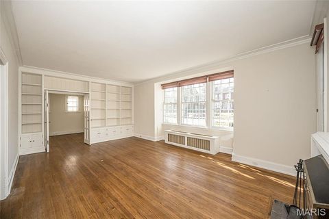 Tiny photo for 77 Aberdeen Place, Clayton, MO 63105 (MLS # 26018466)