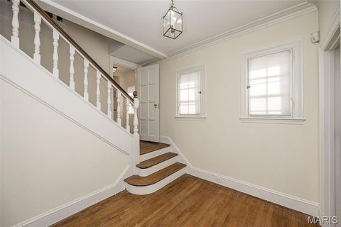 Tiny photo for 77 Aberdeen Place, Clayton, MO 63105 (MLS # 26018466)