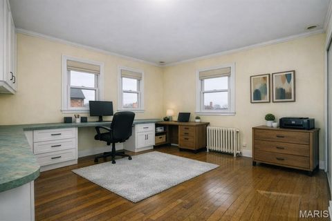 Tiny photo for 77 Aberdeen Place, Clayton, MO 63105 (MLS # 26018466)