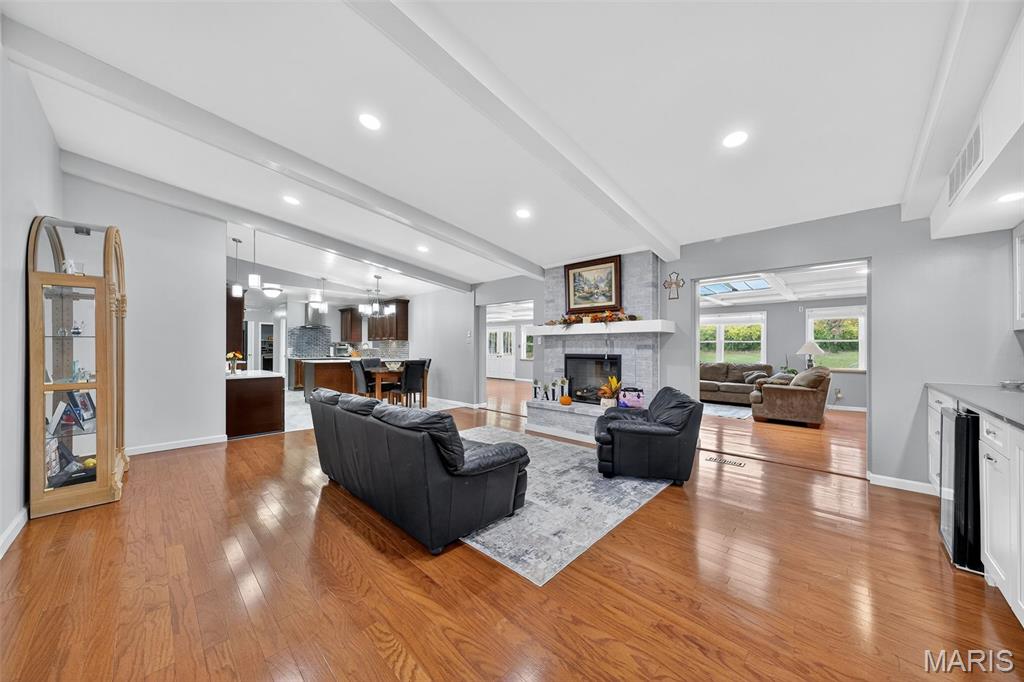 9 Kirken Knoll Drive