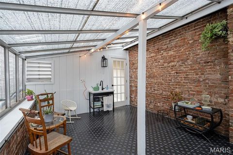 Tiny photo for 1913 Hickory Street, St Louis, MO 63104 (MLS # 25079562)