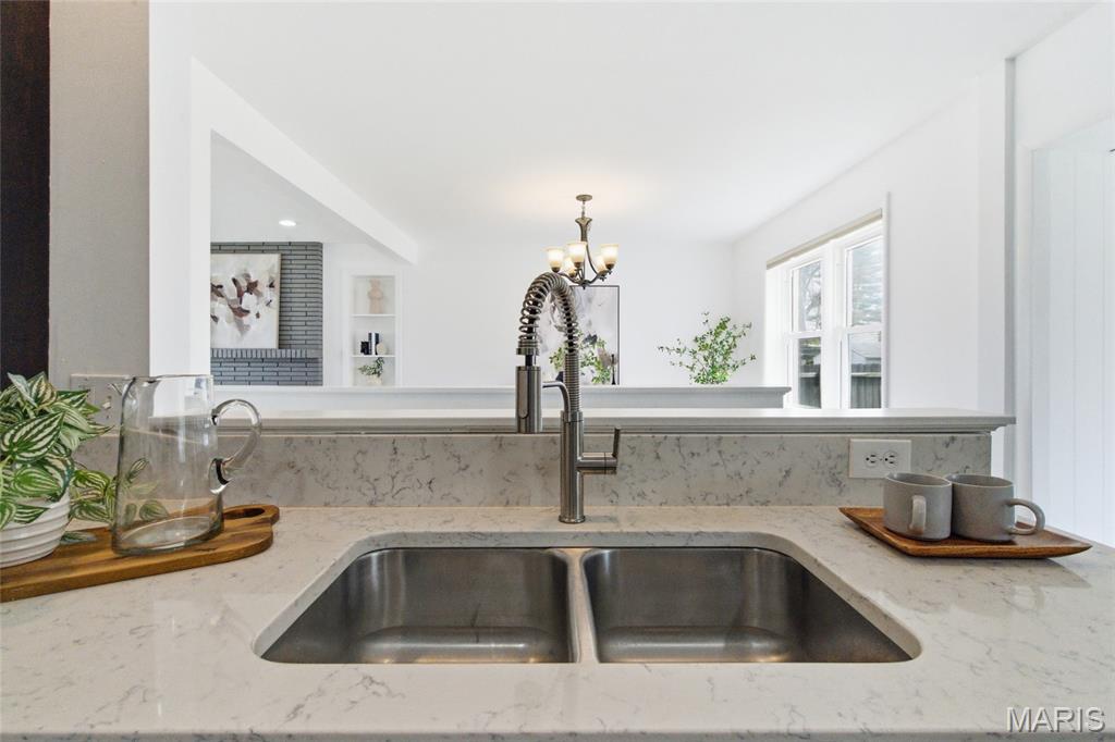 Blackberry Terrace 2nd Add - Residential