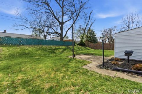 Tiny photo for 7742 Burr Oak Lane, University City, MO 63130 (MLS # 26018264)
