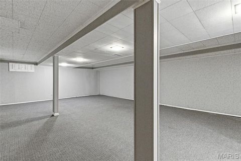 Tiny photo for 7742 Burr Oak Lane, University City, MO 63130 (MLS # 26018264)