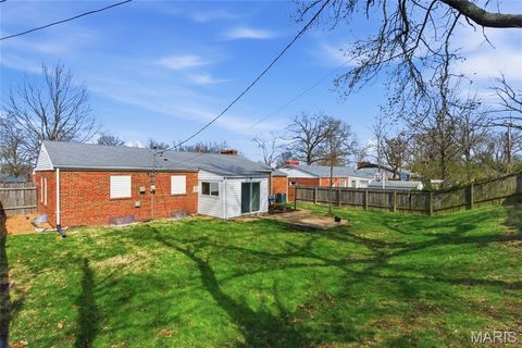 Tiny photo for 7742 Burr Oak Lane, University City, MO 63130 (MLS # 26018264)