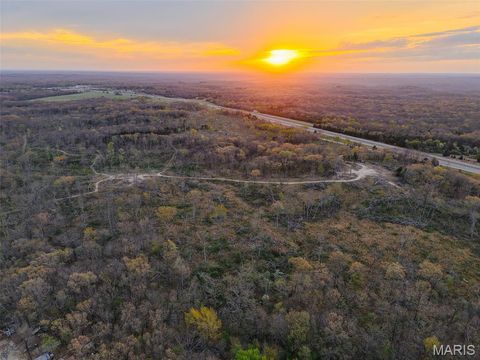Photo of 188 N Service E Road, Sullivan, MO 63080 (MLS # 26023039)