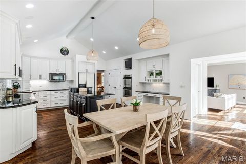 Tiny photo for 1084 Greystone Manor Parkway, Chesterfield, MO 63005 (MLS # 25067588)