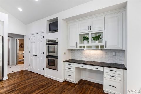 Tiny photo for 1084 Greystone Manor Parkway, Chesterfield, MO 63005 (MLS # 25067588)