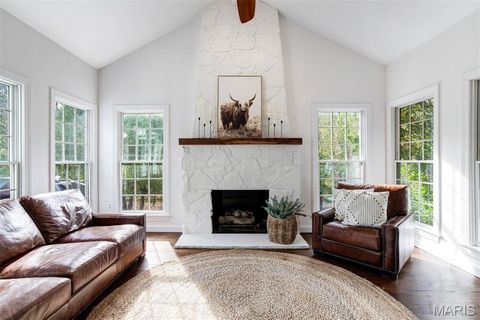 Tiny photo for 1084 Greystone Manor Parkway, Chesterfield, MO 63005 (MLS # 25067588)