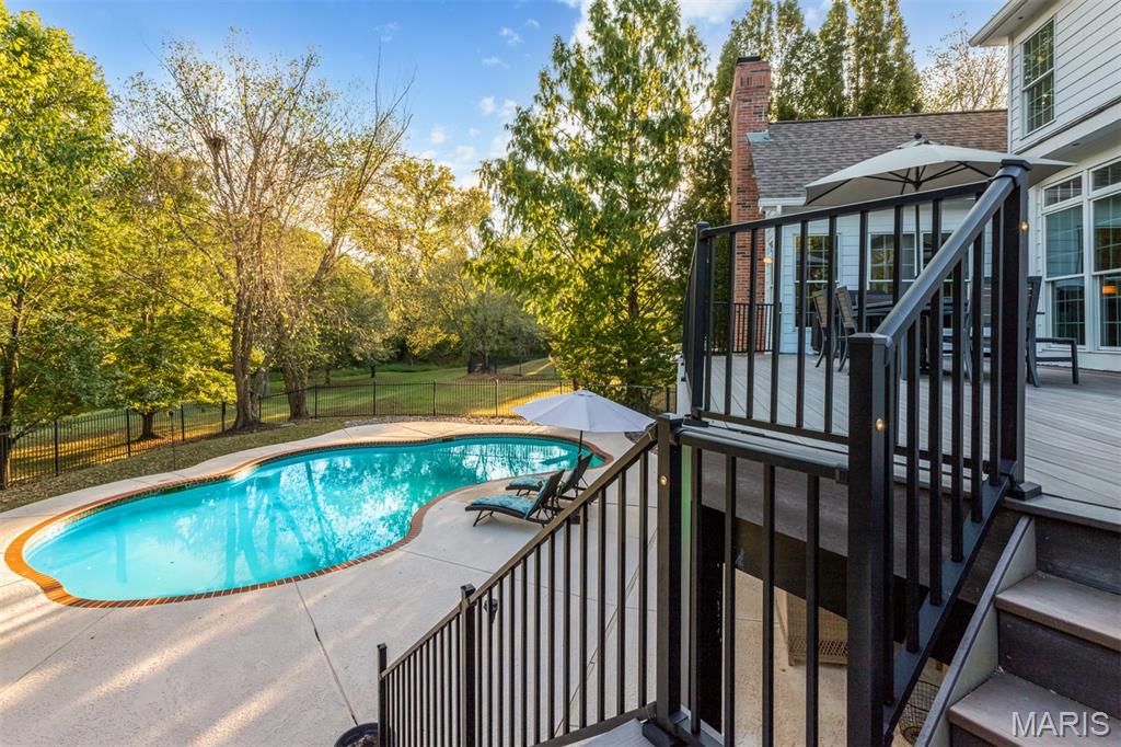 Greystone Three - Residential