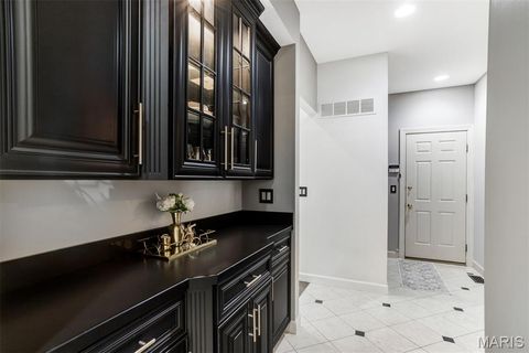 Tiny photo for 1084 Greystone Manor Parkway, Chesterfield, MO 63005 (MLS # 25067588)
