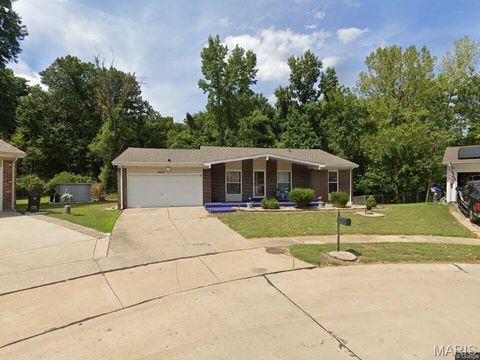 Photo of Florissant, MO 63033 (MLS # 25069401)