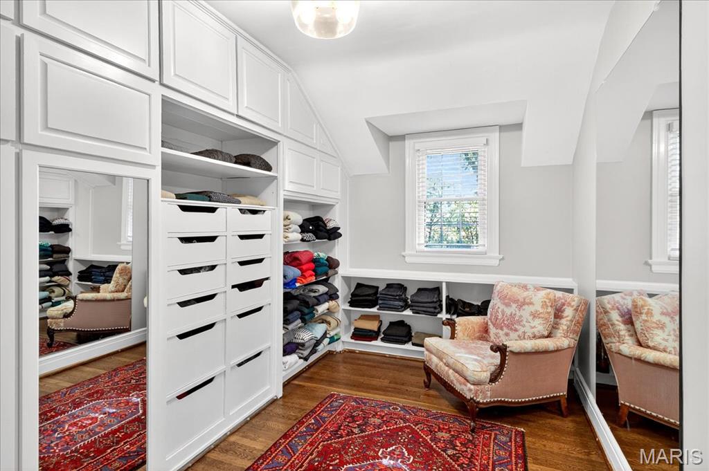 A W Dauster Estate - Residential