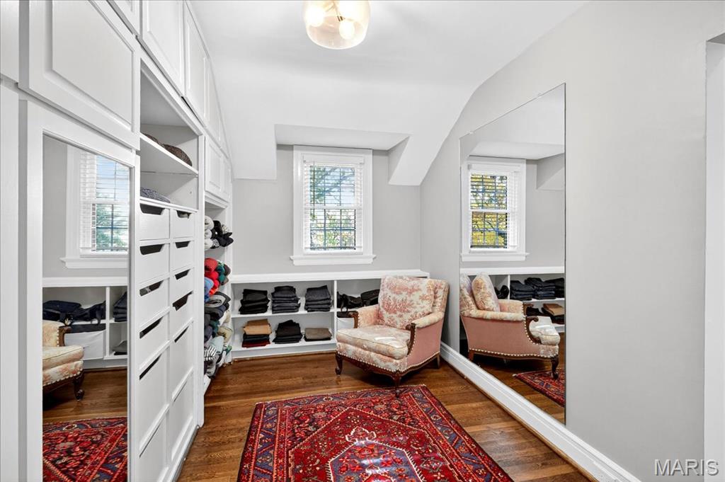 A W Dauster Estate - Residential