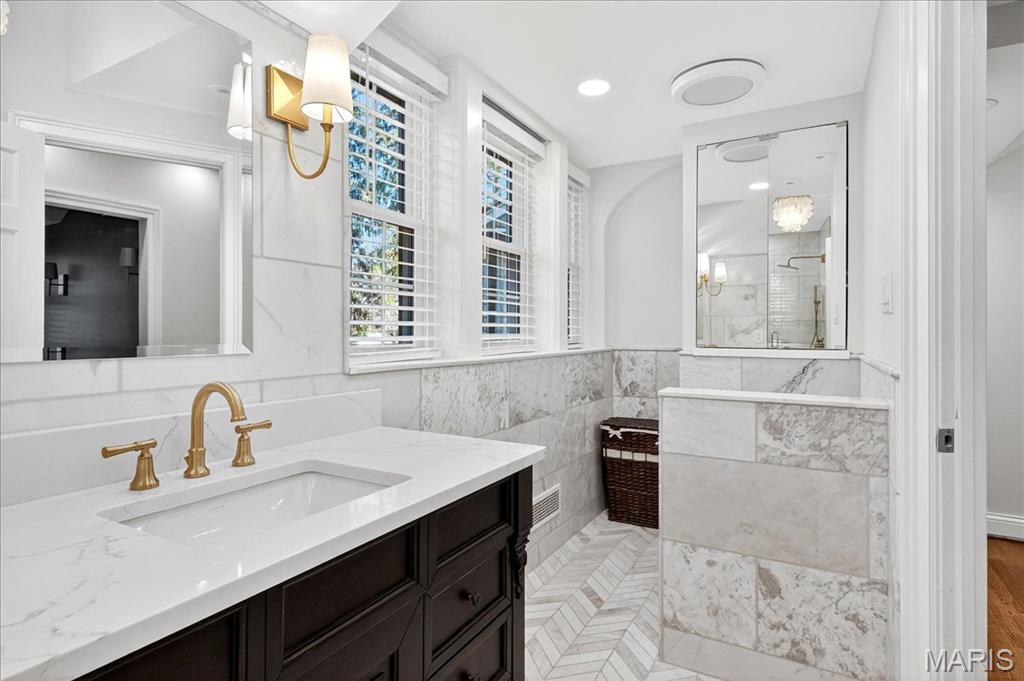 A W Dauster Estate - Residential