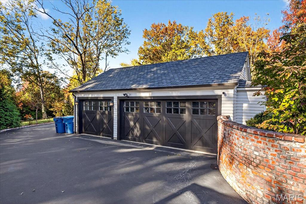 A W Dauster Estate - Residential