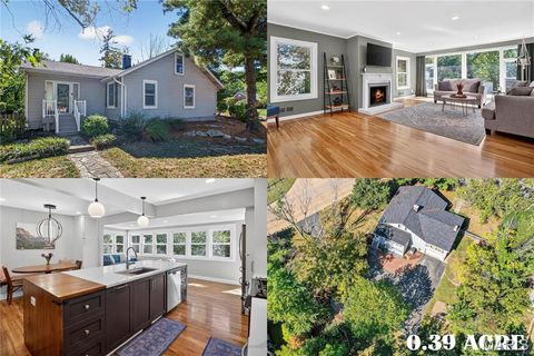 Photo of 1612 Dougherty Ferry Road, Kirkwood, MO 63122 (MLS # 25071774)