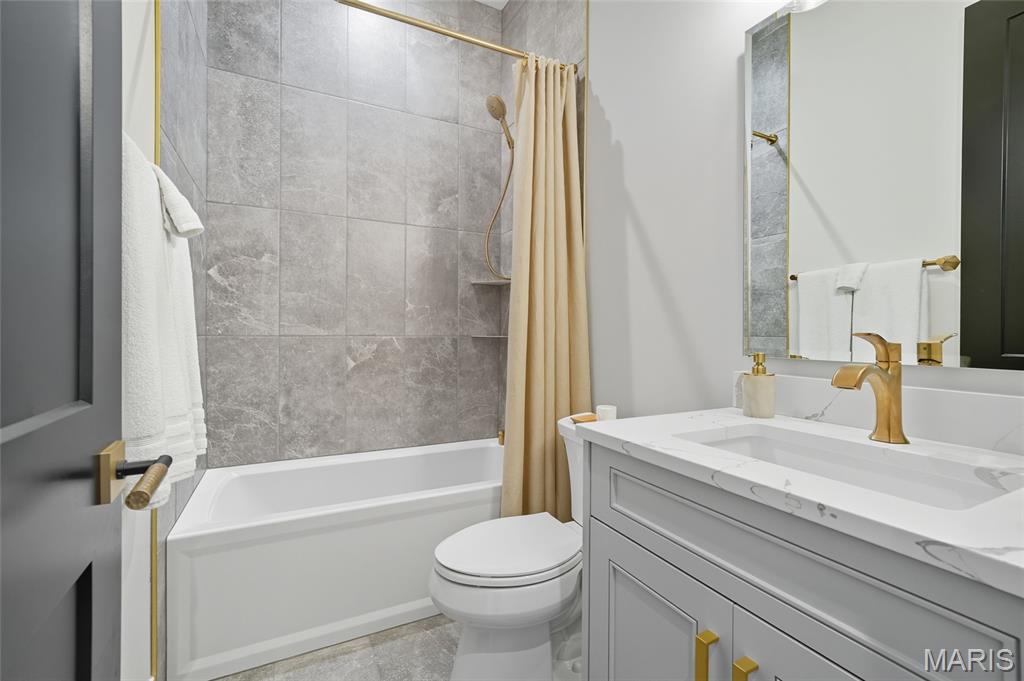 Enclave At Frontenac & Westwood - Residential